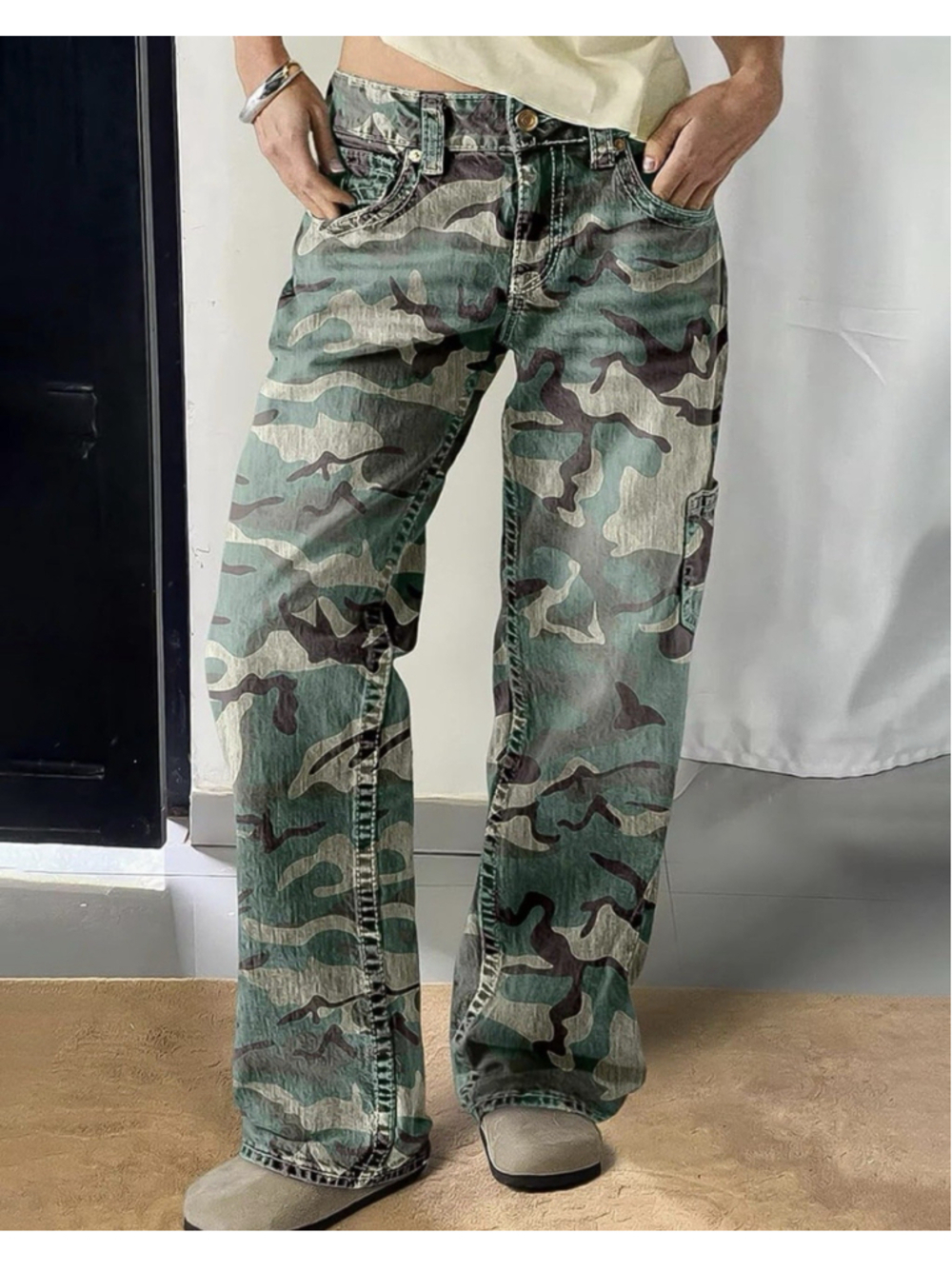 Flamingals Straight Leg Jeans Mid Rise Casual Wash Floral Embroidery XL
